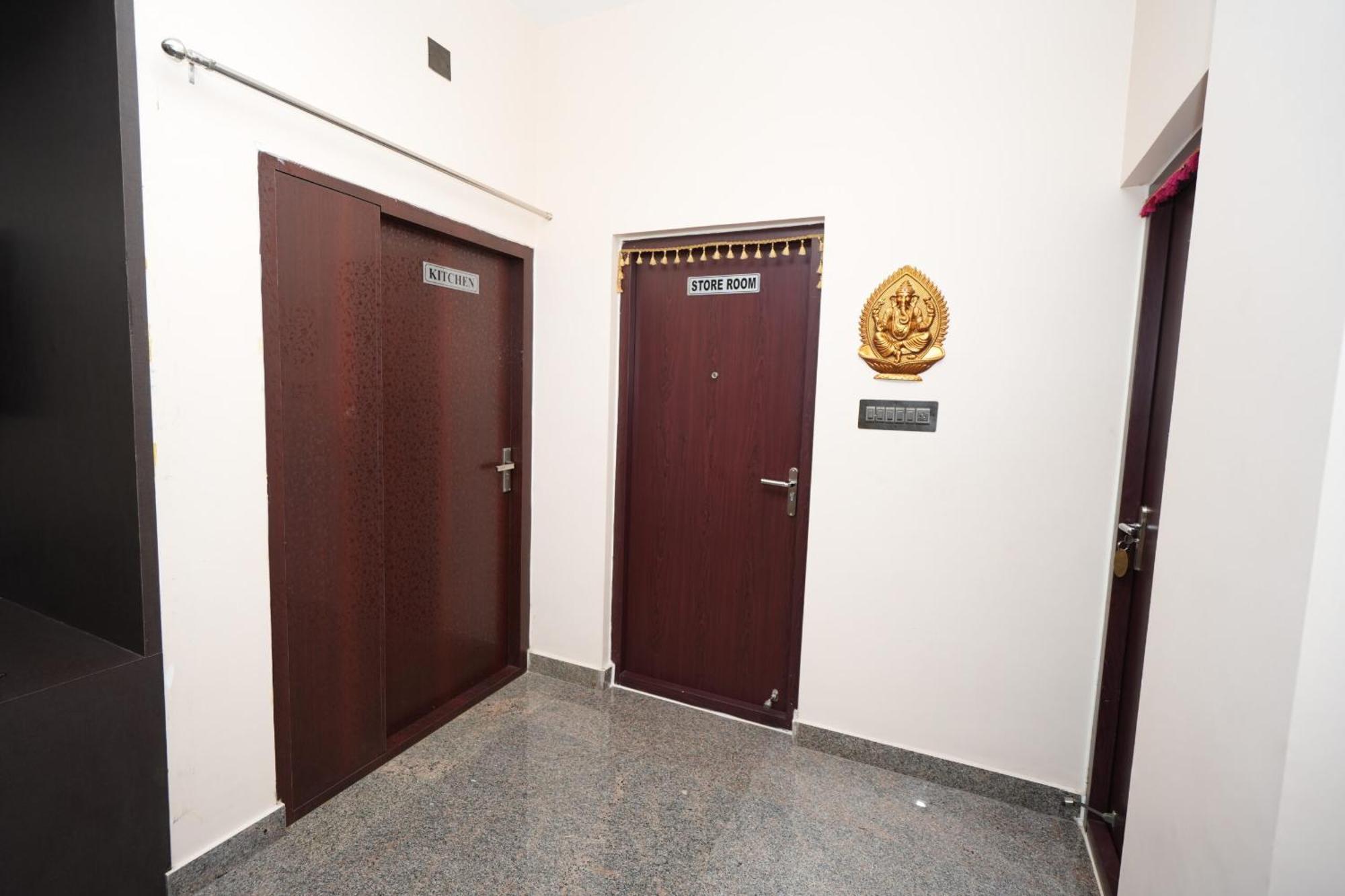 Goutham Residency Hotel Kadalur Екстериор снимка