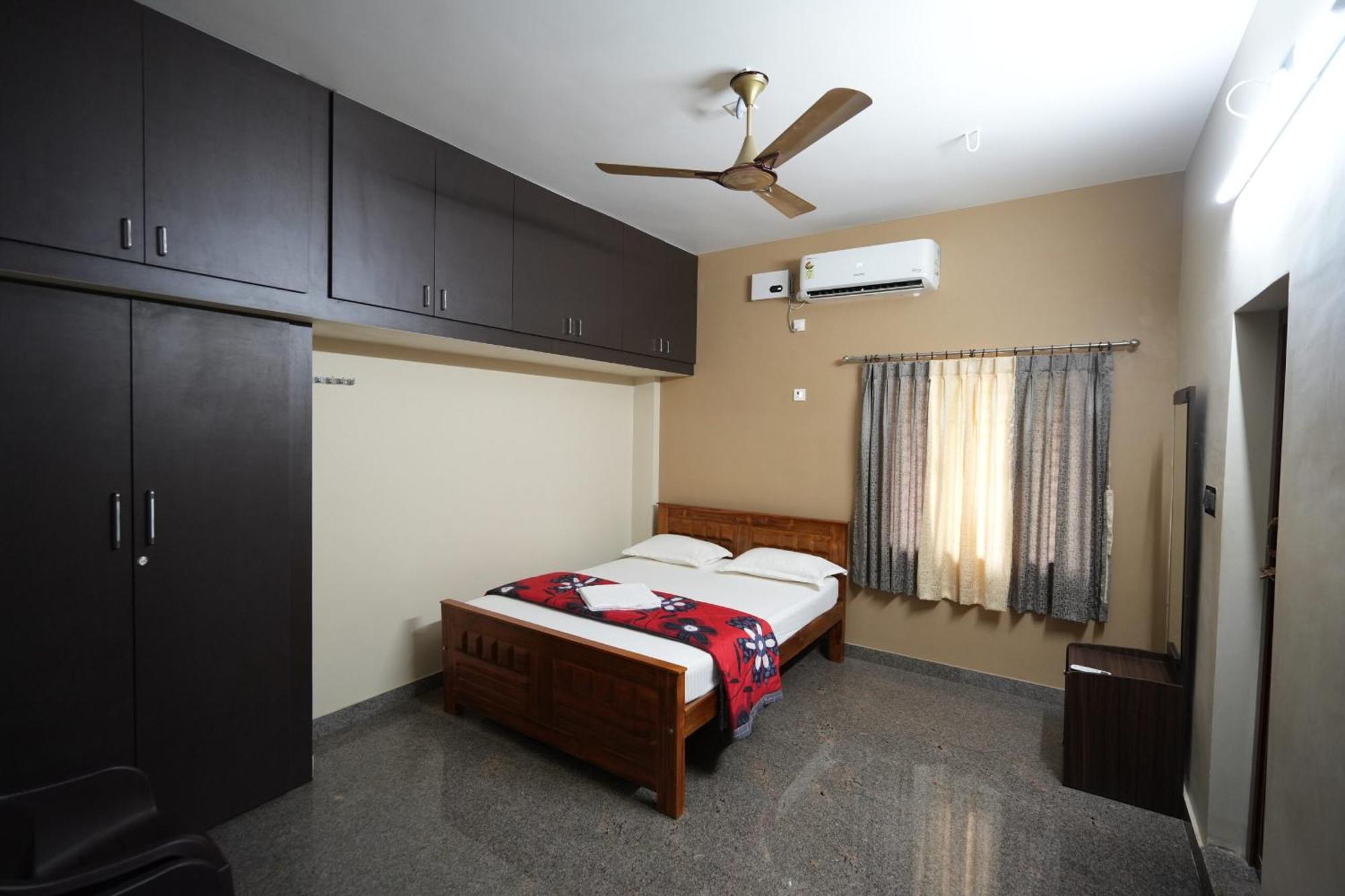 Goutham Residency Hotel Kadalur Екстериор снимка
